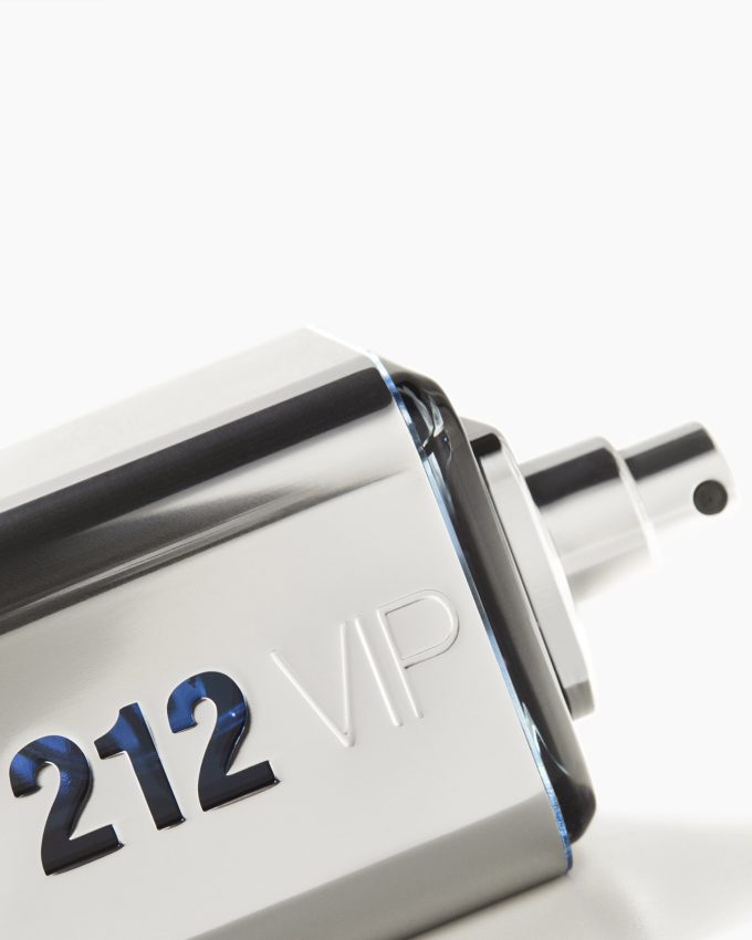 212 VIP Men Eau de Toilette 3.4 fl oz