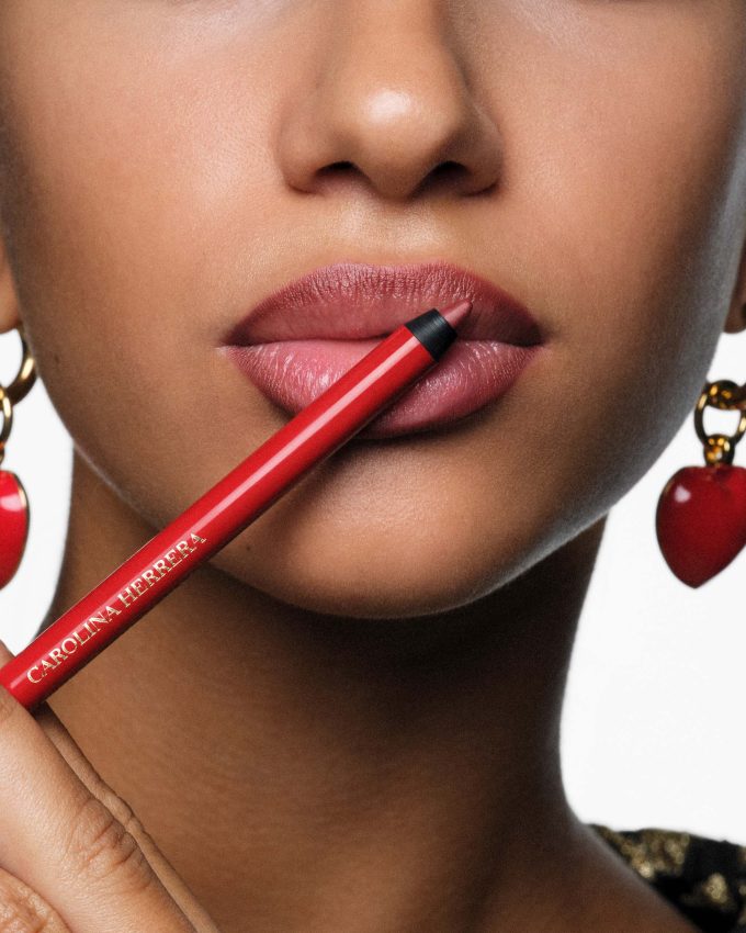 Too Chic To Handle Rosewood