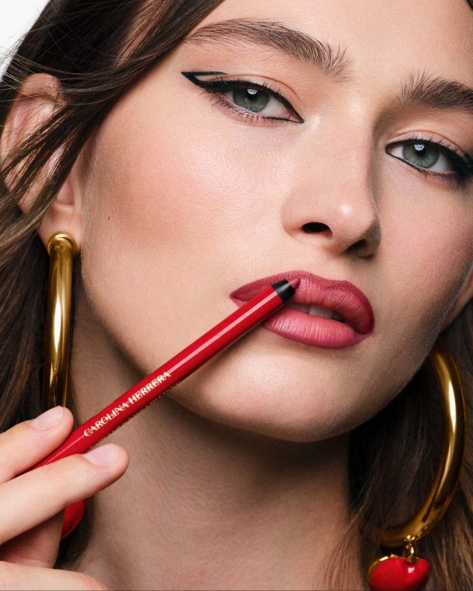 Too Chic To Handle Rosewood