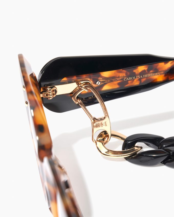 Oversized Sunglasses With Chain
