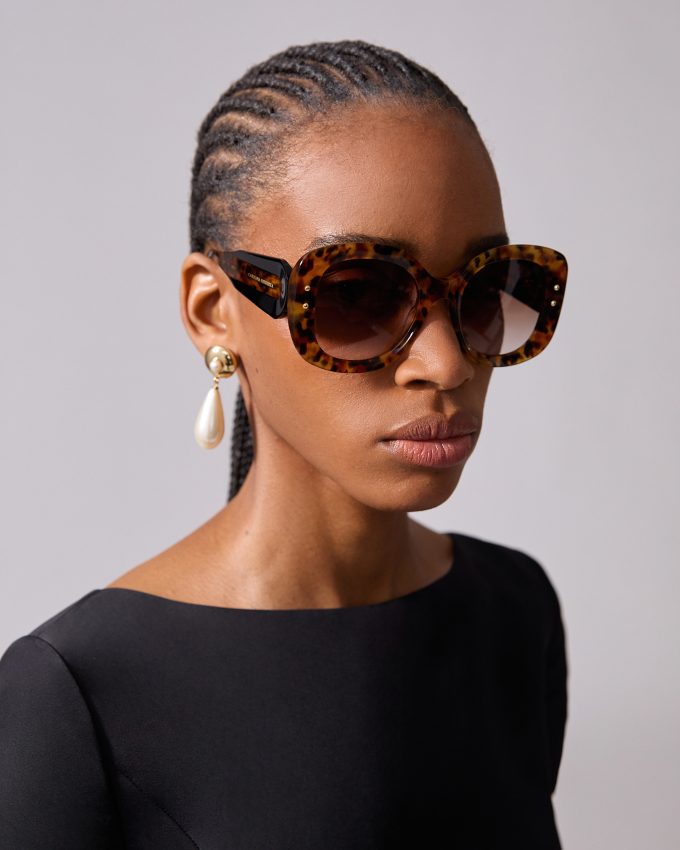 Oversized Sunglasses With Chain