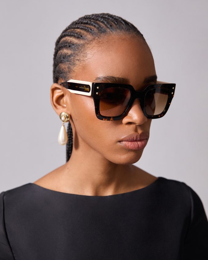 Square Frame Sunglasses With Contrast Temples