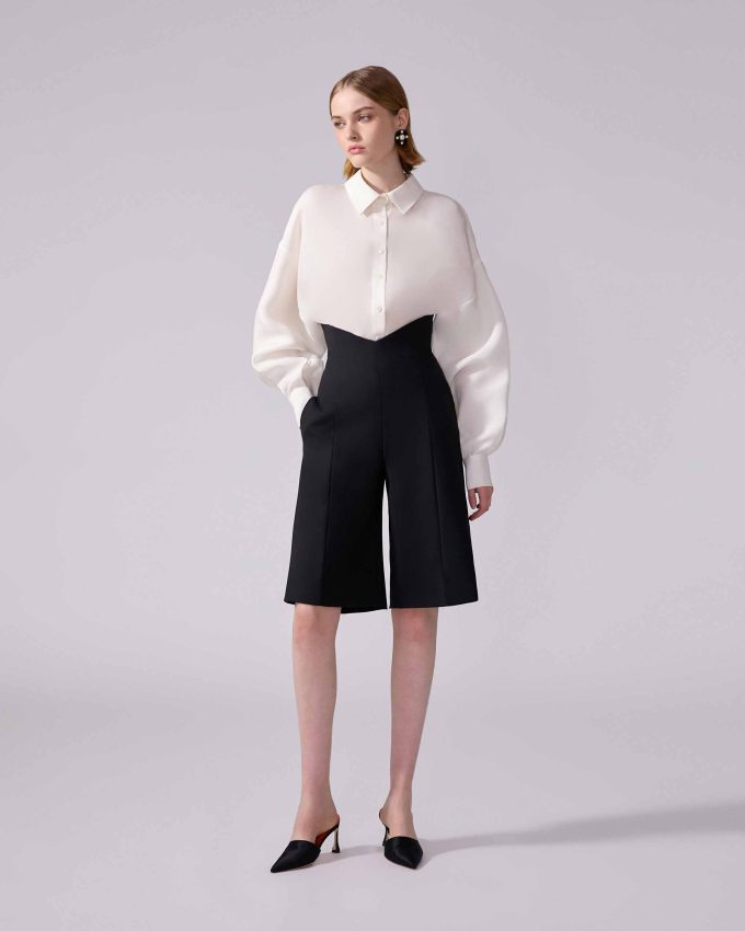 V-Waist Bermuda Shorts