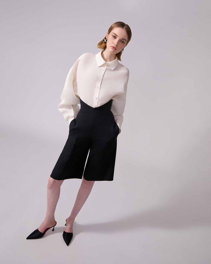 V-Waist Bermuda Shorts