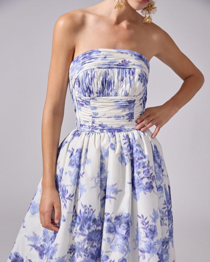 Chiné Floral-Print Strapless Gown