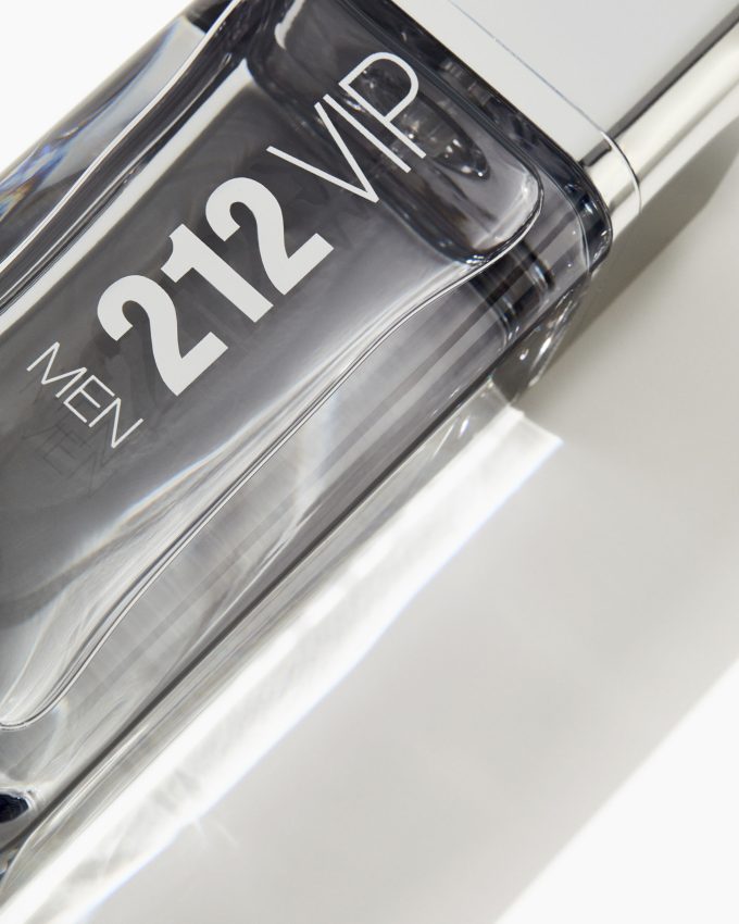 212 VIP Men Eau de Toilette 6.8 fl oz